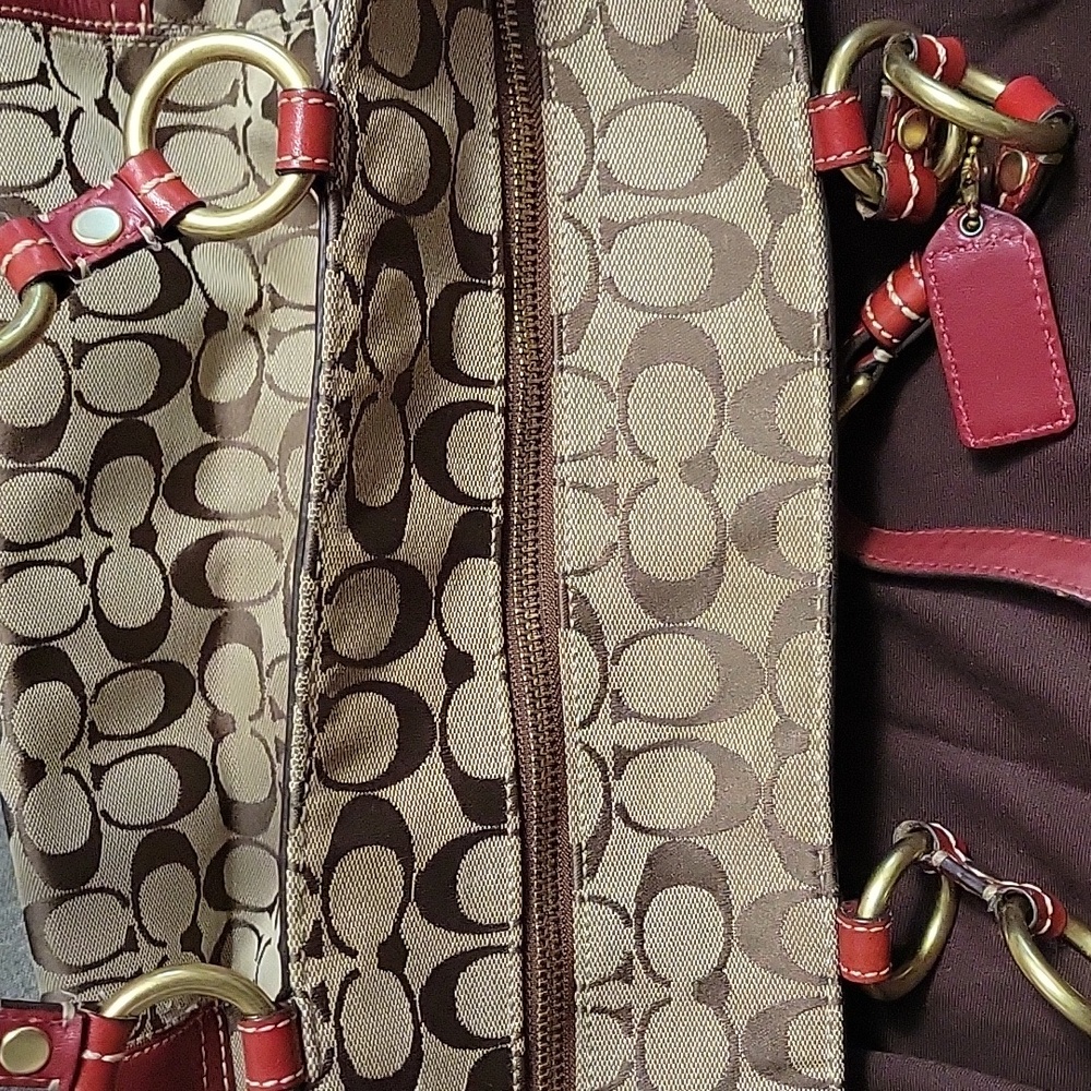 Coach Signature Gallery Tote with Matching Wallet - Picture 8 of 14